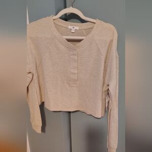 BP Cream Long Sleeve Cropped Long Sleeve Shirt Size Medium